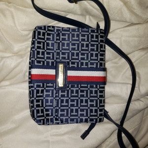 Tommy Hilfiger purse
